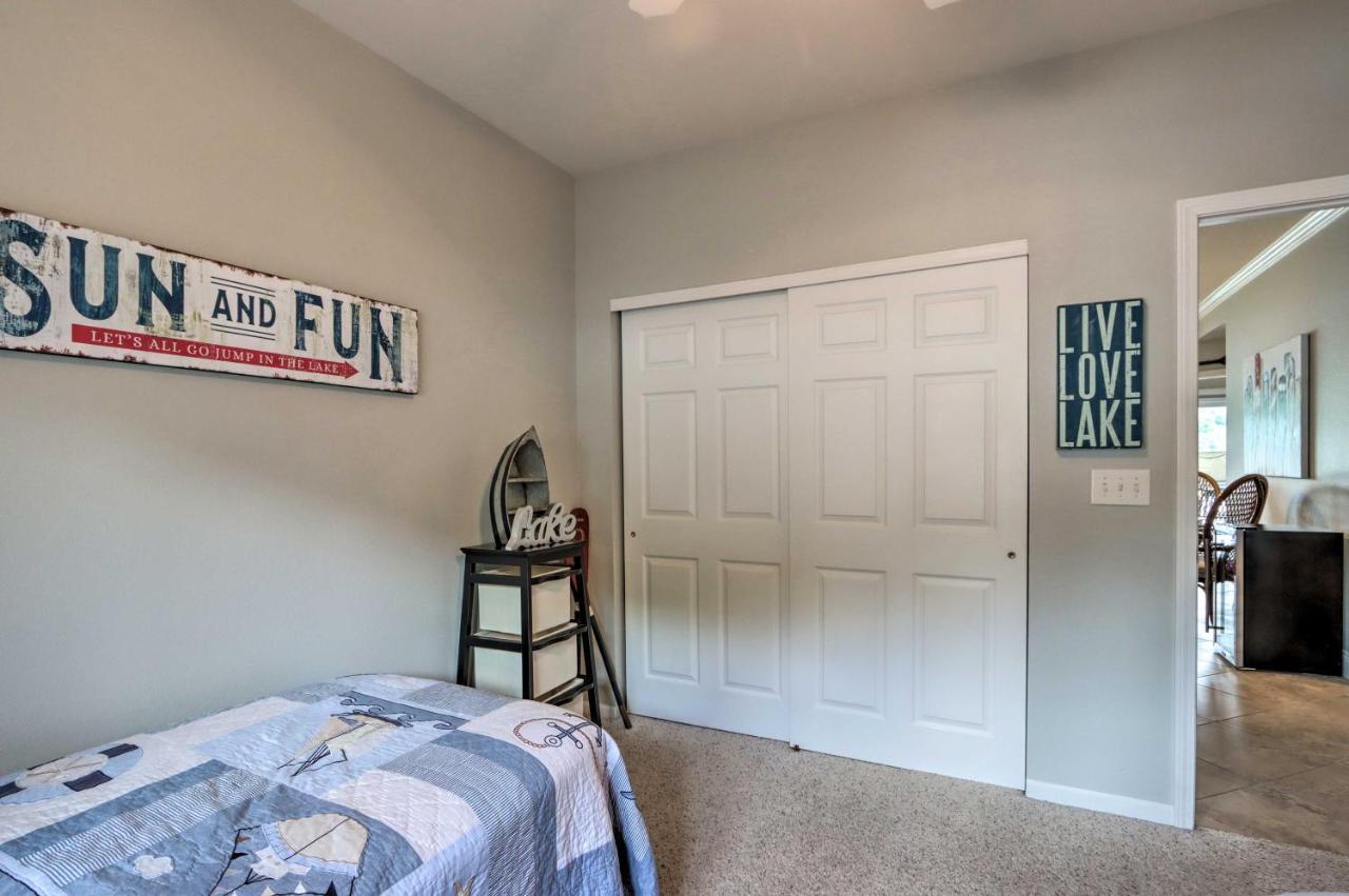 Lakefront Ozark Condo With Balcony And Seasonal Pool! Camdenton Exterior foto
