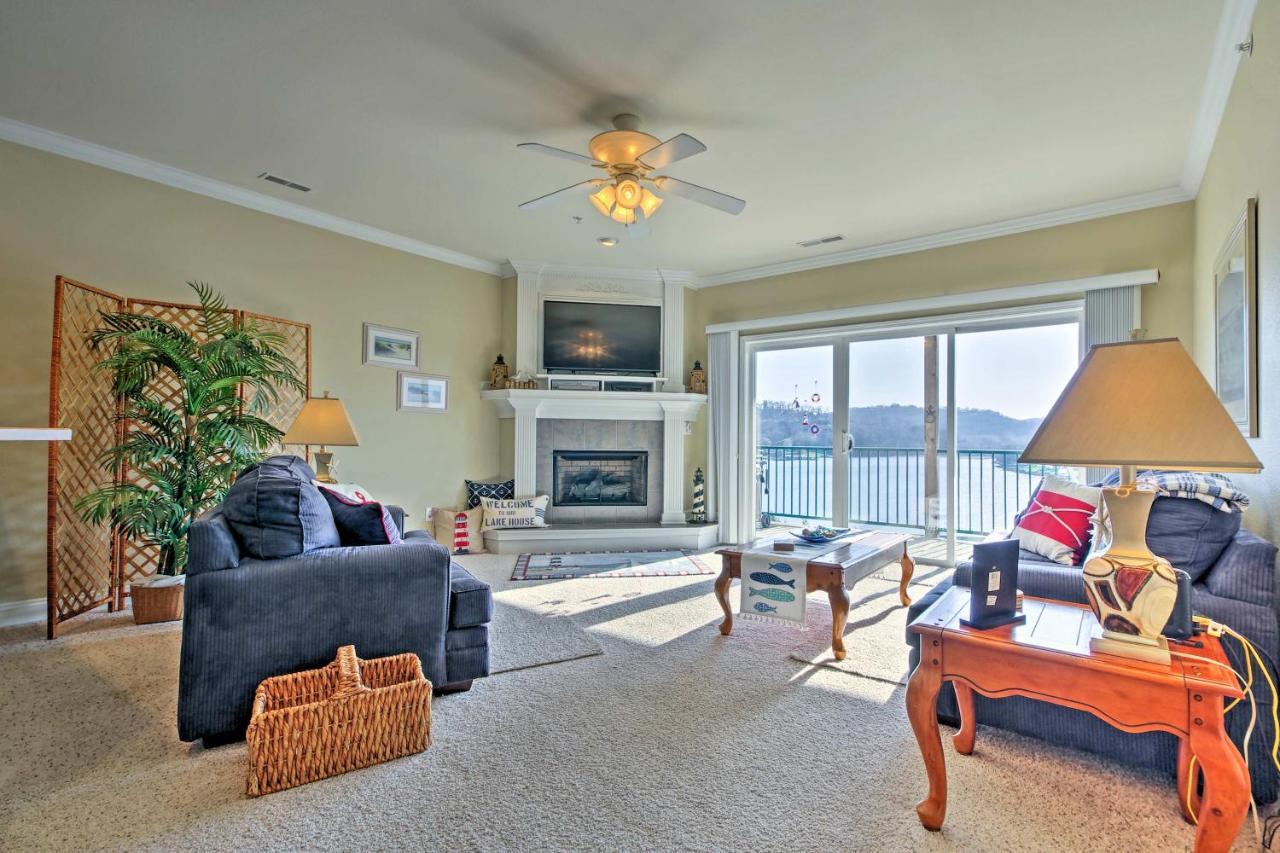 Lakefront Ozark Condo With Balcony And Seasonal Pool! Camdenton Exterior foto